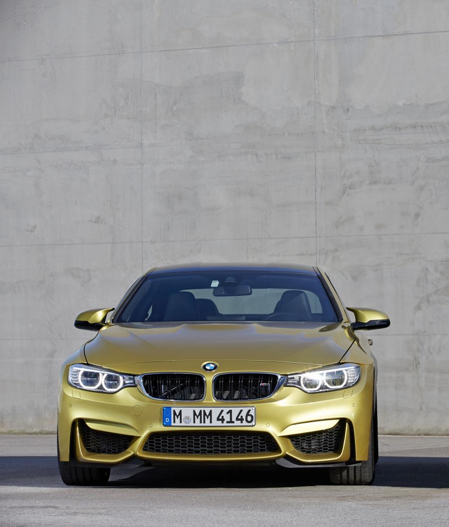  BMW M4 Coupe 2014 года  (фото 102 из 120)
